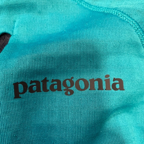 Patagonia R1 Quarter zip - Women’s small in teal - Picture 8 of 16